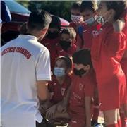 Soy un chico que estudia Magisterio de Primaria, domino todas las áreas y suelo ganarme a los nenes muy rápido porque me gusta ser cercano con ellos y escucharlos